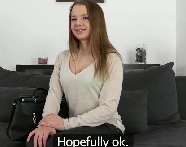 Чувак обманом раздел девушку и занялся сексом на кастинге