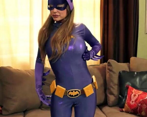 Красивые порнозвёзды устроили групповой лесбийский косплей