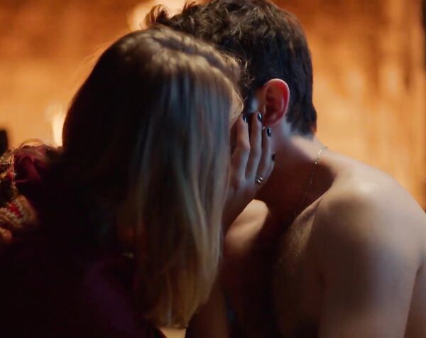 Эмили Суит , Клэр Кэтрин , Кика Магалхэс - Урод в замке / Emily Sweet , Clair Catherine , Kika Magalhães - Castle Freak ( 2020)