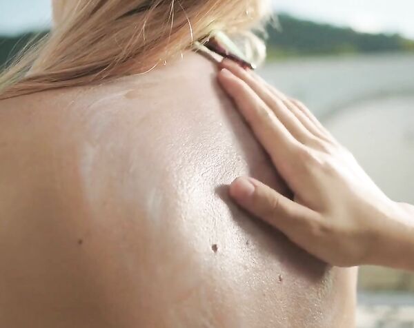 Сара Луна Зорик , Ясна Джуричич - Отвези меня туда , где хорошо / Sara Luna Zoric , Jasna Djuricic - Take Me Somewhere Nice ( 20