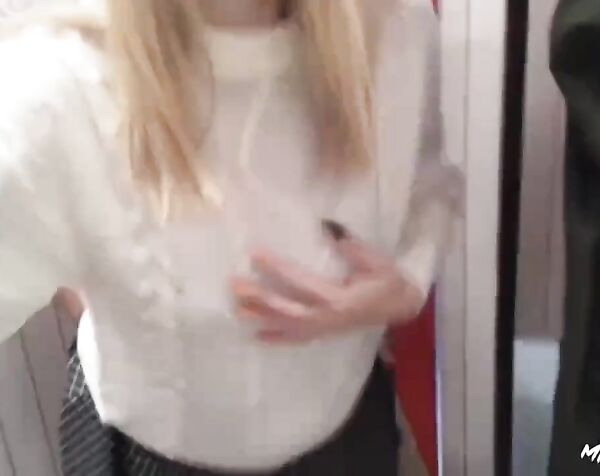 минет и секс в примерочной