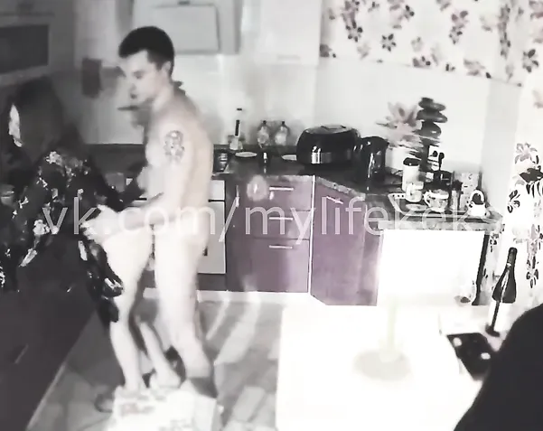 Қынап пен анус арасындағы бұл тері өсінділері қандай?