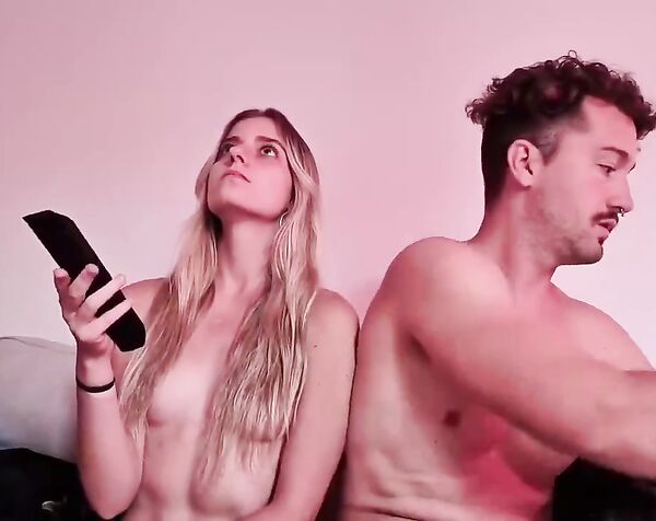 SPANISHCOUPLE69 обнаженные испанцы танцуют с засветом