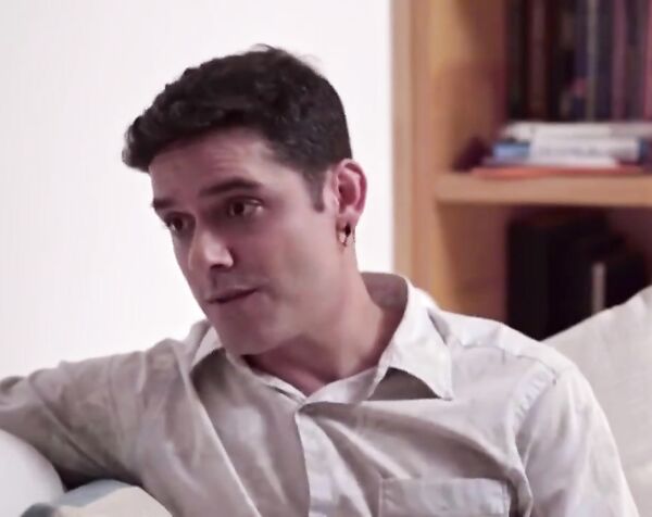 Фернанда Васконселлос / Fernanda Vasconcellos - Rua do Sobe e Desce , Número Que Desaparece ( 2020 )