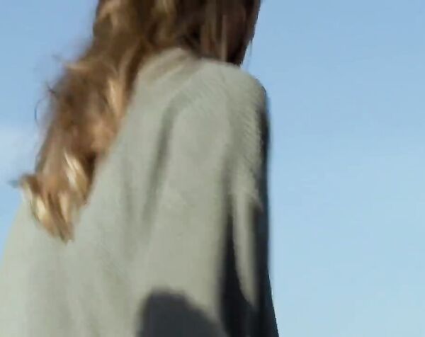 Тася Телес , Алиса Рейс , Джиллиан Треймейн - На плаву / Tasya Teles , Alisa Reyes , Jillian Tremaine - Break Even ( 2020 )