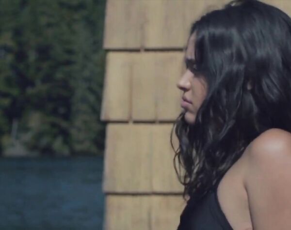 Сидни Свини , Отмара Марреро - Клементина / Sydney Sweeney , Otmara Marrero - Clementine ( 2019 )