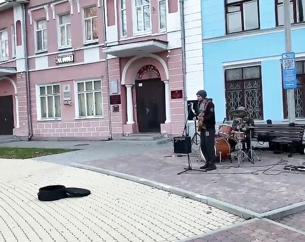 Живая музыка в Центре! Вязники