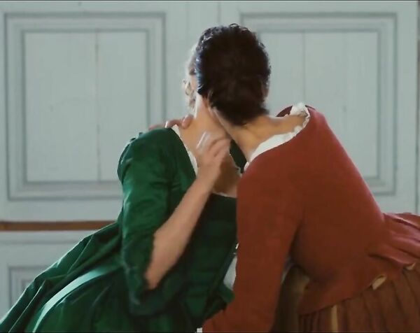 Адель Энель , Ноэми Мерлан - Портрет девушки в огне / Adele Haenel , Noemie Merlant - Portrait de la jeune fille en feu ( 2019 )