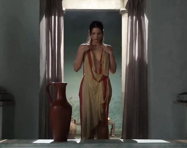 Катрина Ло - Спартак : Кровь и песок / Katrina Law - Spartacus : Blood and Sand ( 2010 )