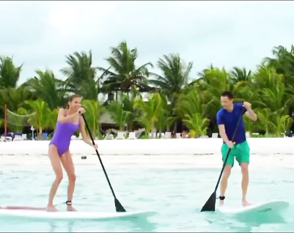 Триша Хелфер - Солнце , море и любовь / Tricia Helfer - Sun Sand & Romance ( 2017 )