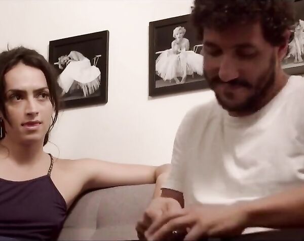 Крис Лозано, Леона Джовс - Образцовая жизнь , oбразцовая смерть / Cris Lozano, Leona Jhovs - Modelo Vivo , Modelo Morto ( 2020 )