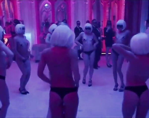 Елена Тронина , Лукерья Ильяшенко - Хэппи Энд / Elena Tronina , Lukerya Ilyashenko - Happy End ( 2021 )