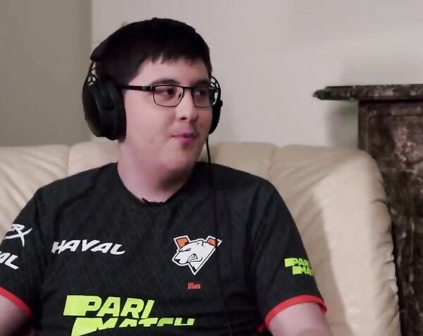 ГРОМКИЙ РАЗГОВОР С ДОТЕРАМИ VIRTUSPRO